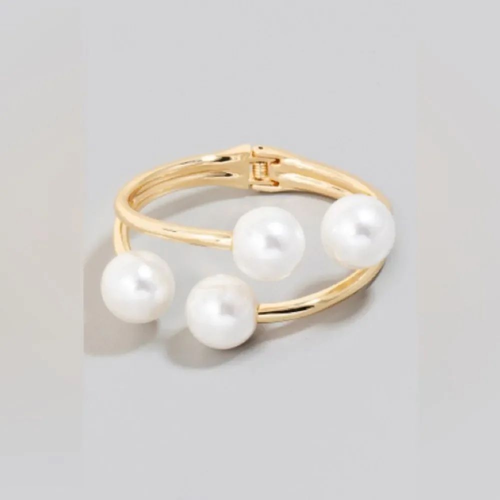 Elegant Pearl Bracelet A945
